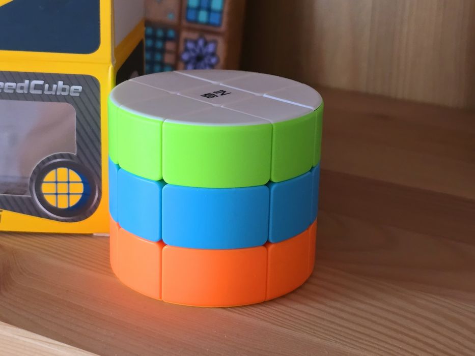 QY Рубик Цилиндър