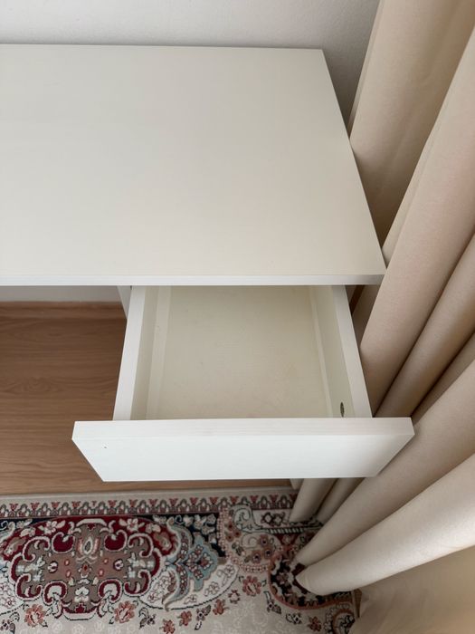 Продам стол письменный