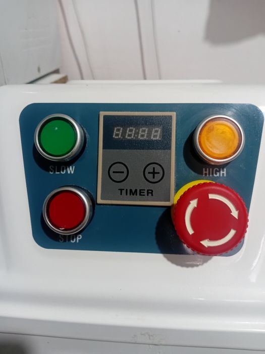 Тестомешалка,хамир коргич,хамир киладиган аппарат