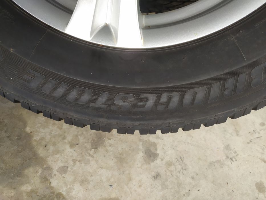 Алуминиеви джанти с гуми за Форд 16"