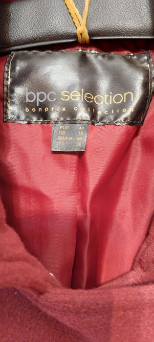 Vând  pardesiu primăvara toamnă