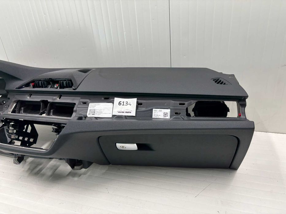 Арматурно табло БМВ Г30 Г31 BMW G30 G31 Черно