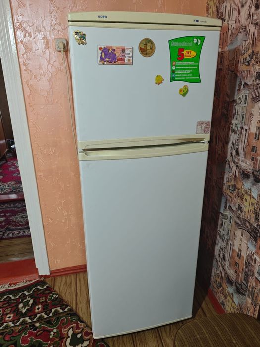 Продам холодильник