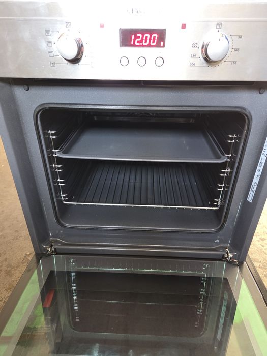 Electrolux-фурна EOB33100X