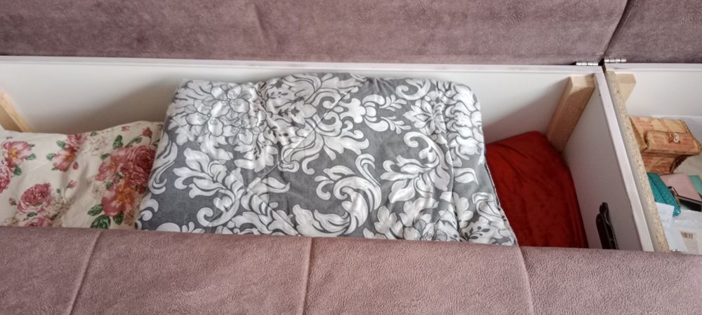 Продам раздвижной диван