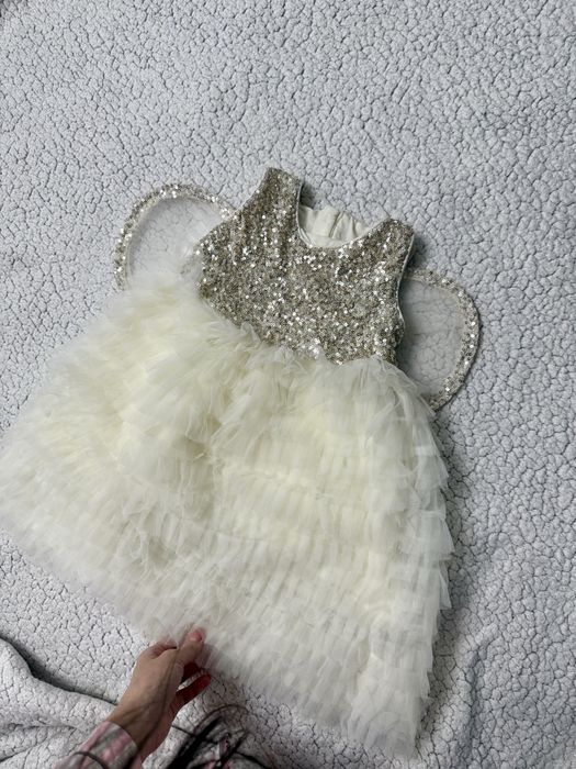 Нарядное платье на годик