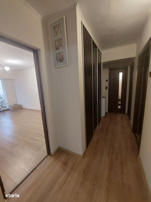 Calea Aradului- 3 camere+living,etaj 2 ,mobilat, 2 băi
