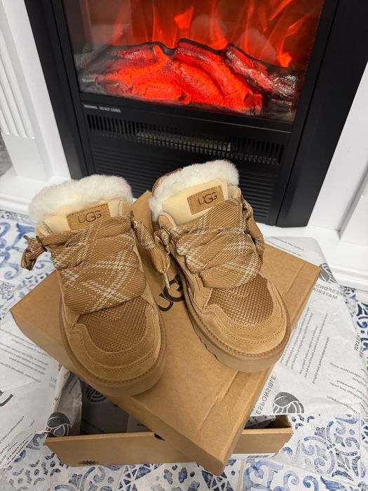 Ugg Lowmel Premium