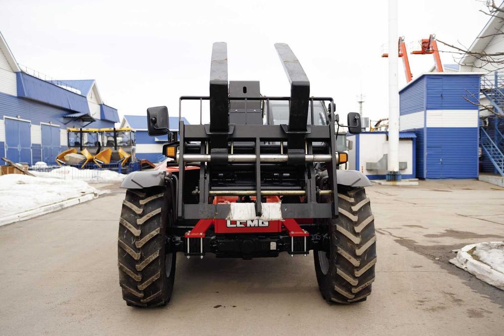 Телескопический погрузчик (teleskopik yuklagich) LGMG H735