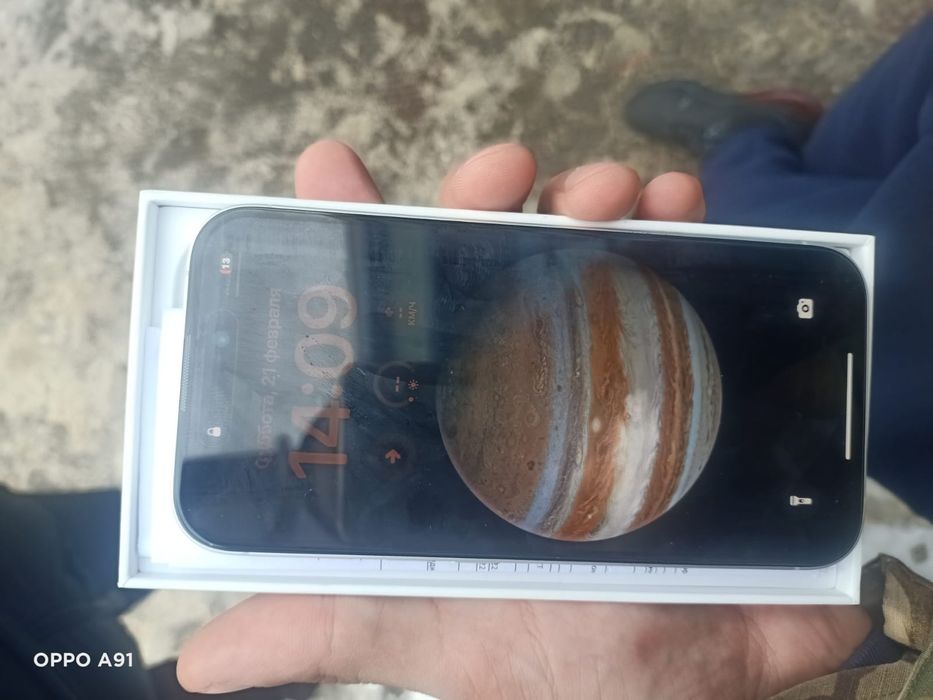 Продам apple  айфон16