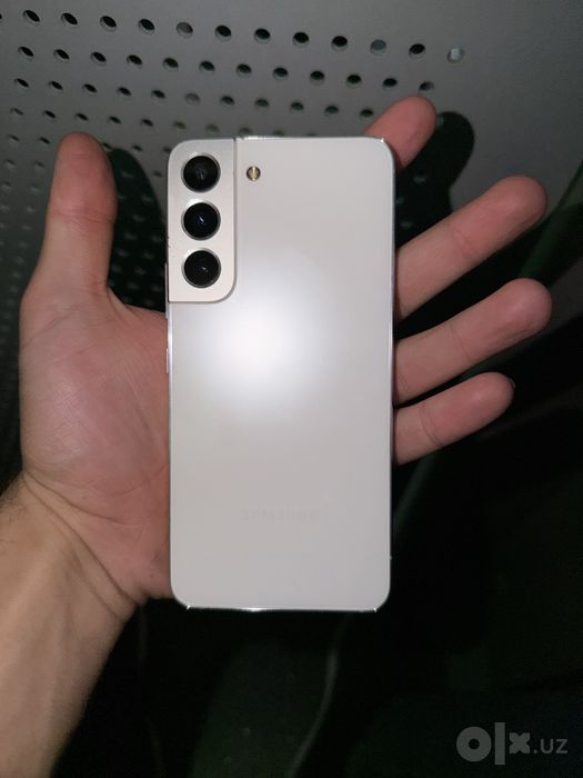 Samsung s22  8/256