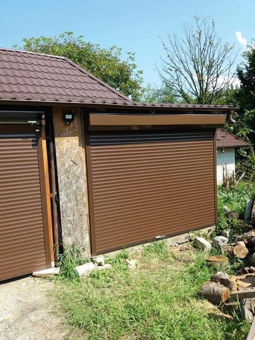 Usi garaj tip rulou Aluminiu