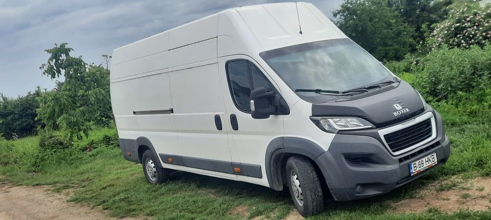 Peugeot boxer de vanzare euro 5,stare f f buna.