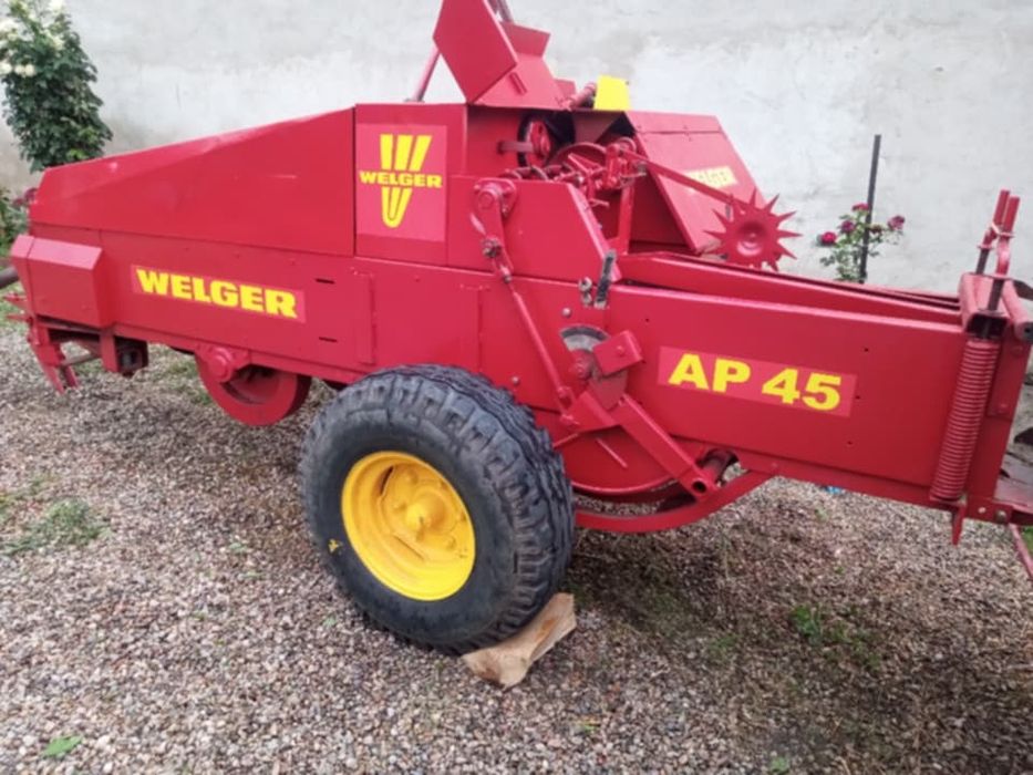 Vând presă de balotat