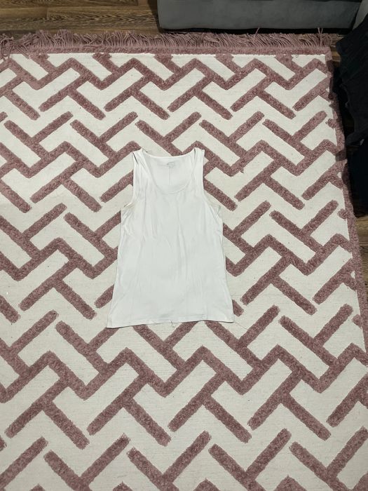 Мъжки тениски и потник – различни модели