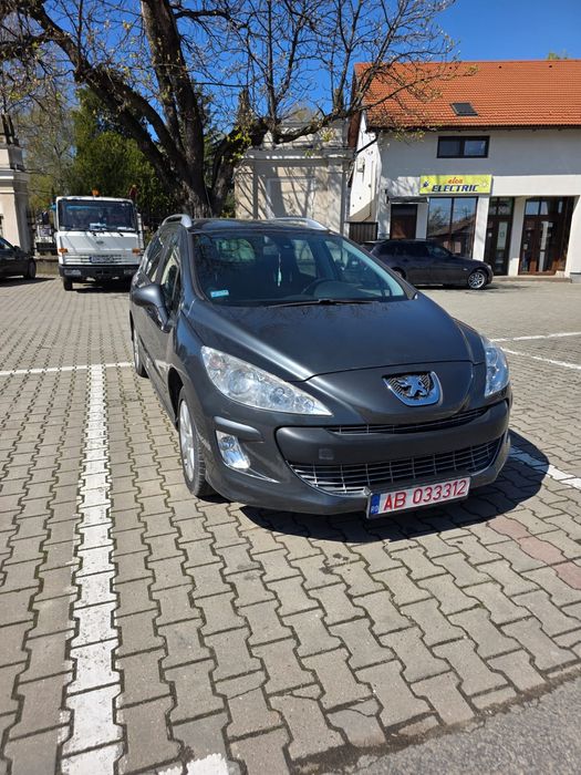 Peugeot 308 1.6 benzina și GPL