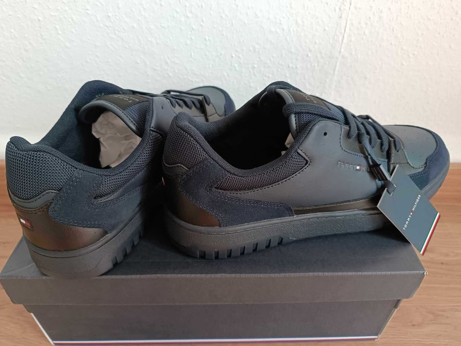 Adidasi Tommy Hilfiger 43 NOI