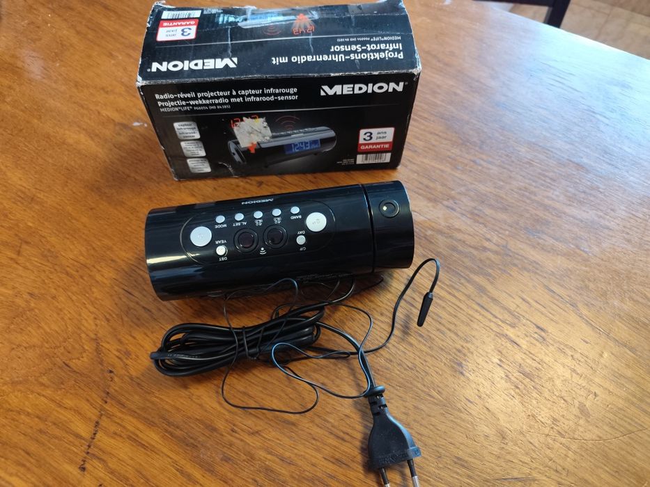 NOU Aparat radio Medion