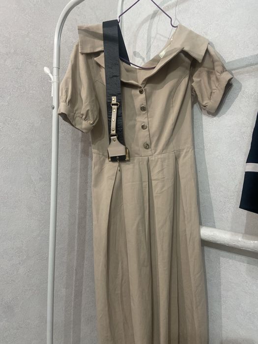 Продается платье, размер S-42