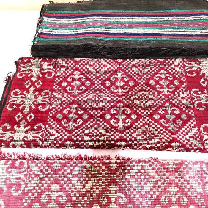 Жакардови пътеки нови и стари запазени, черги тъкани, нови