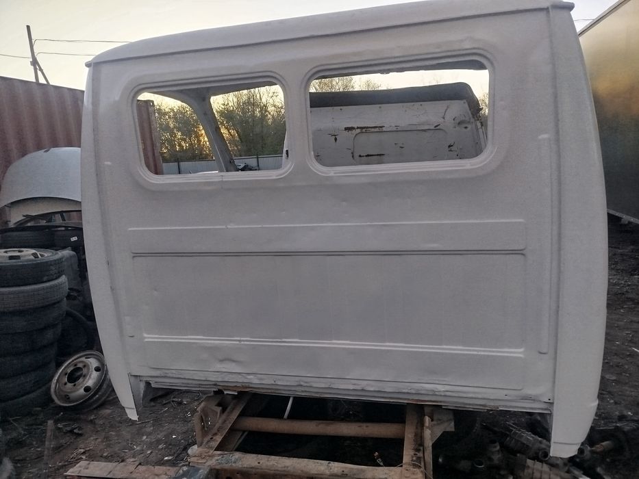 Продам кабину газель  лупарик
