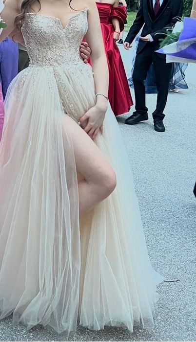 ОФЕРТА !!! Най -ниска цена! Рокля на дизайнера Радичев