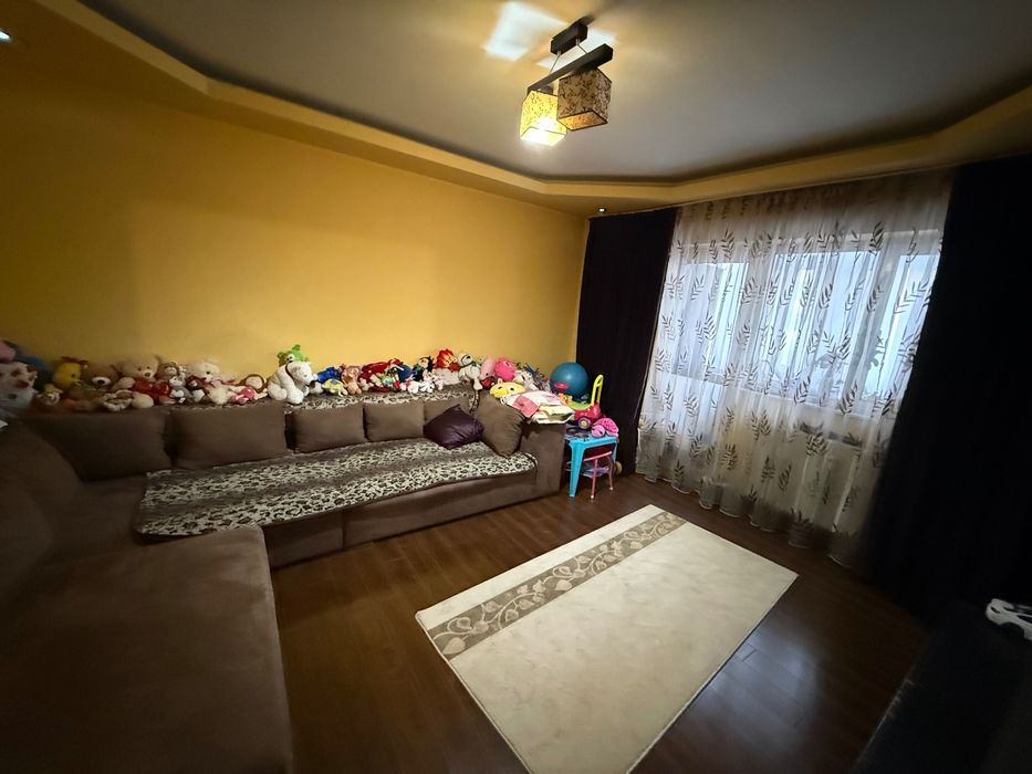 De vânzare Apartament 3 camere