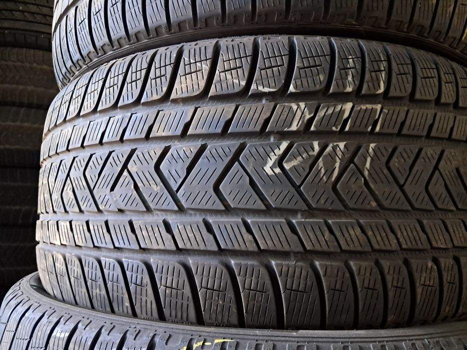 Anvelope second iarna 295 40 R20 Pirelli