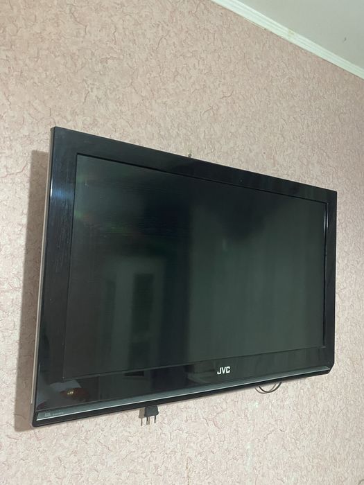 Продам телевизор JVS