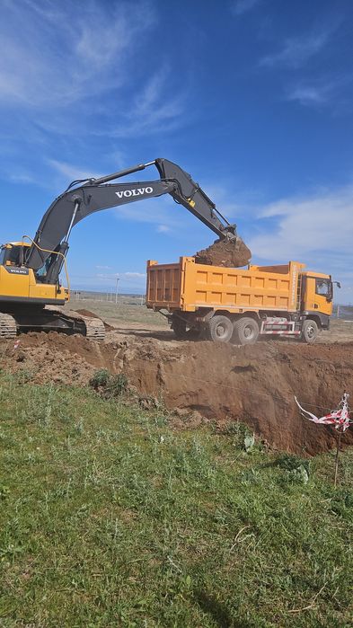 Аренда экскаватор гусеничный