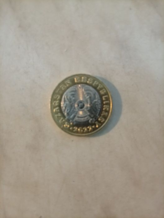 Продам коллекционные сто тенге