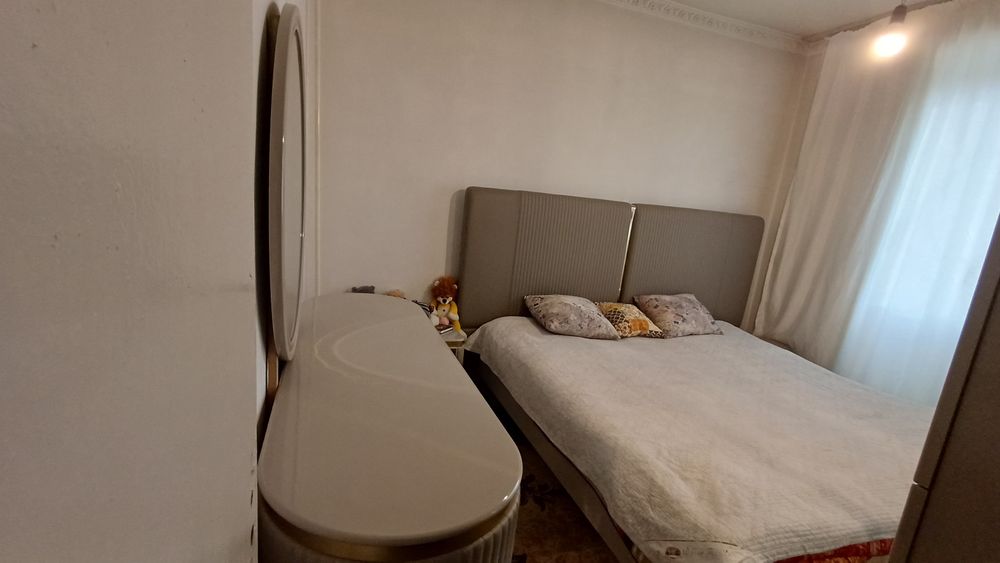 3 xonali kvartira sotiladi 77seriya Yunusobodda