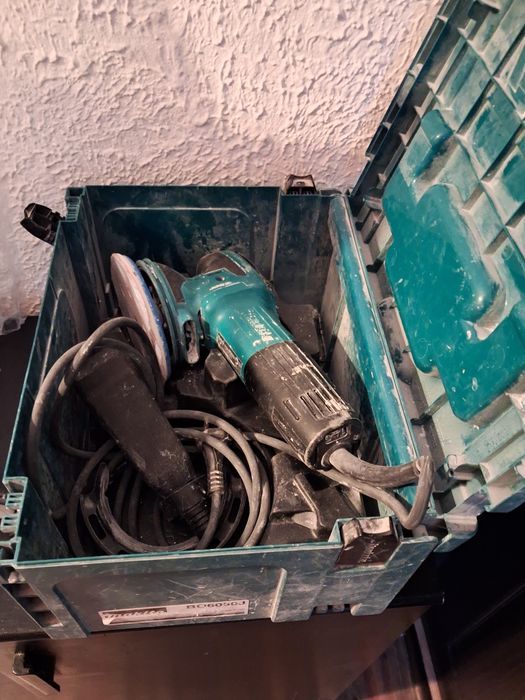 makita  ексцентър щлайф машина  BO5060