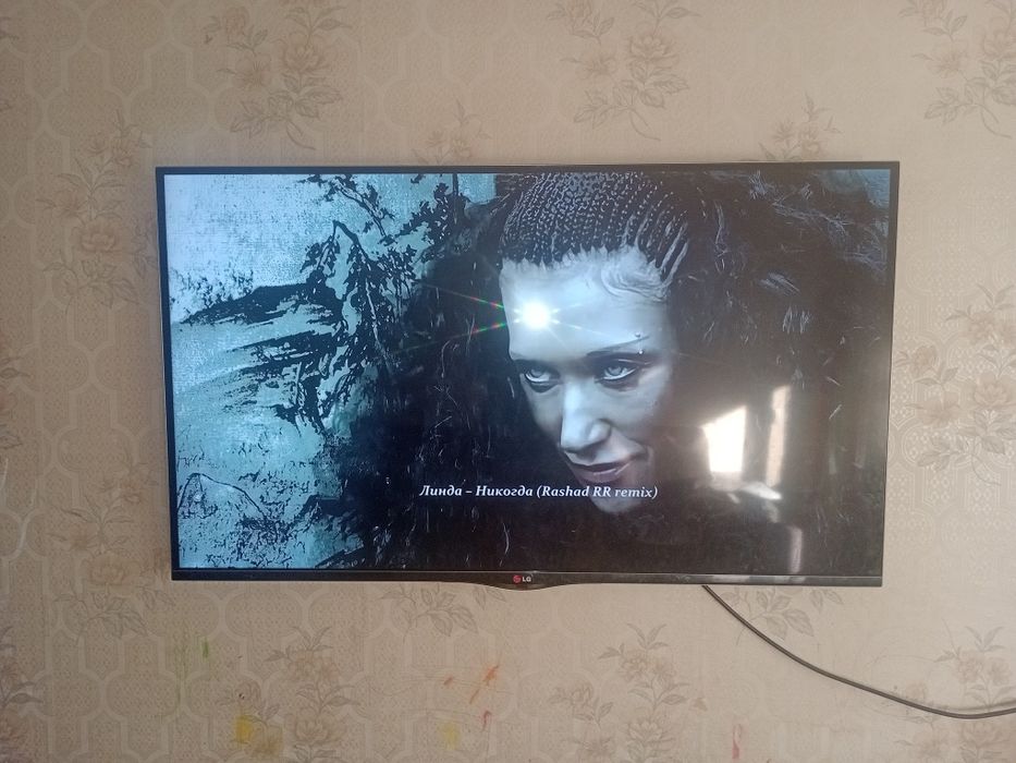 Плазменный Телевизор LG.