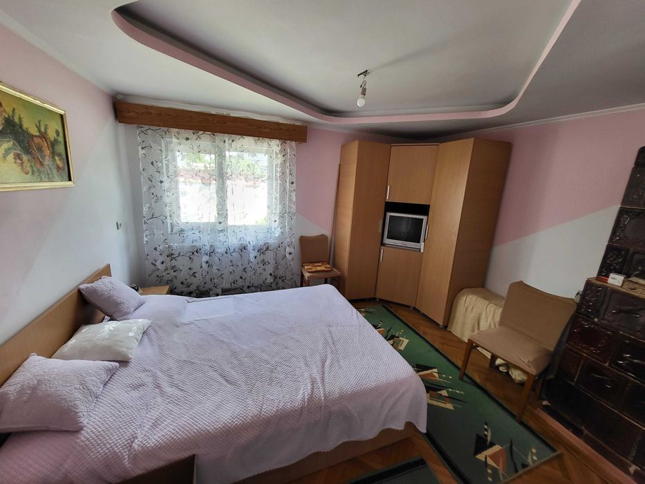 Vanzare casă în Caracal, pe str Lotrului 36, cu teren generos de 607mp