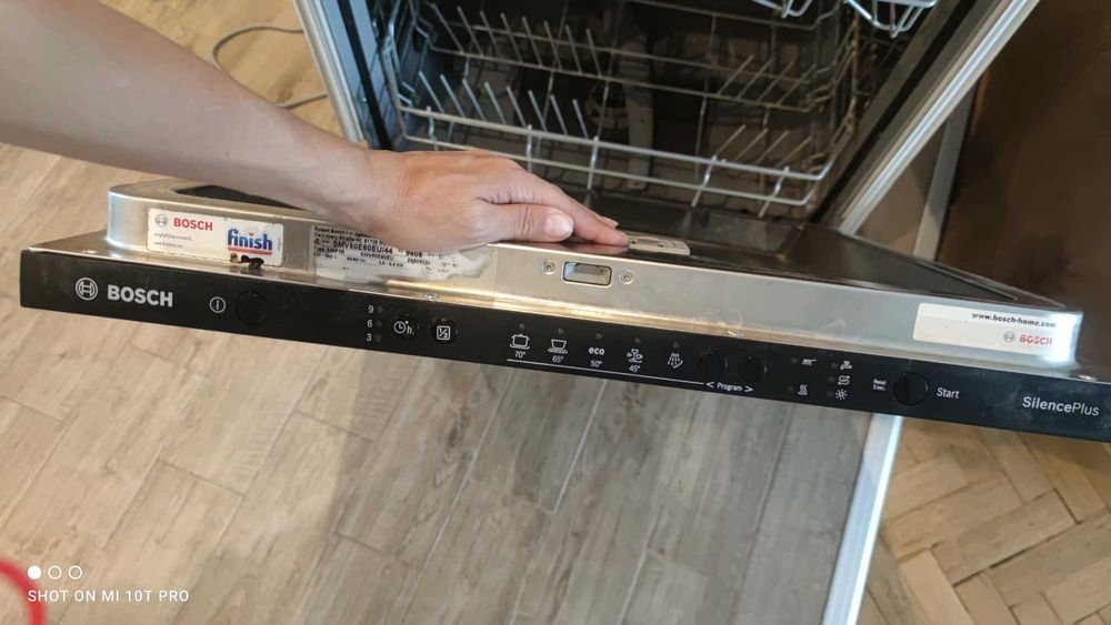 Съдомиялна машина Bosch SMV50E60EU/44 ЗА ЧАСТИ