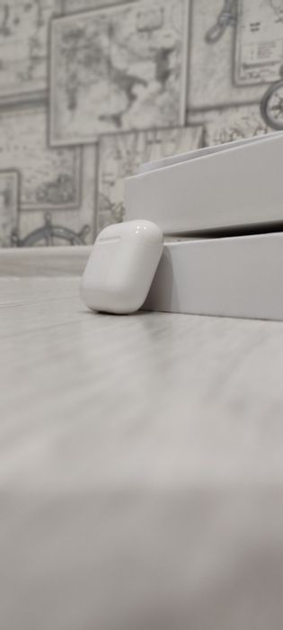 Продается часы+наушник