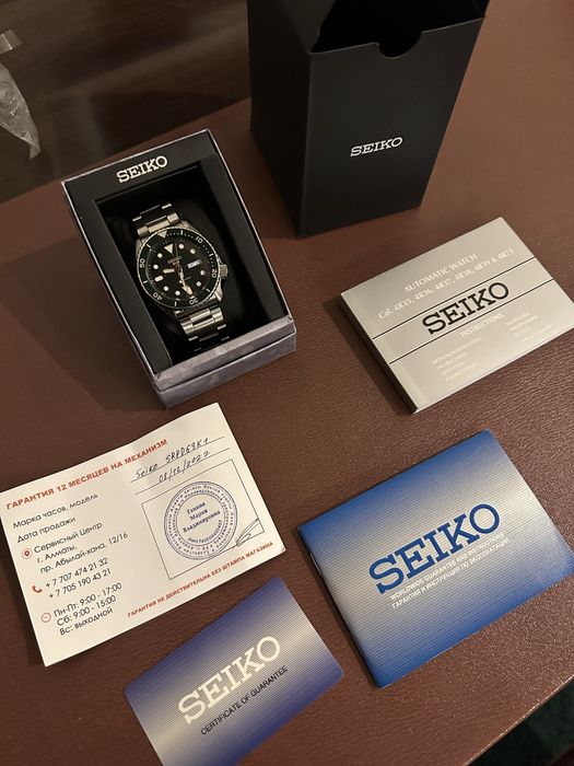 Oris aquis date 41mm seiko 5 wainer chrono