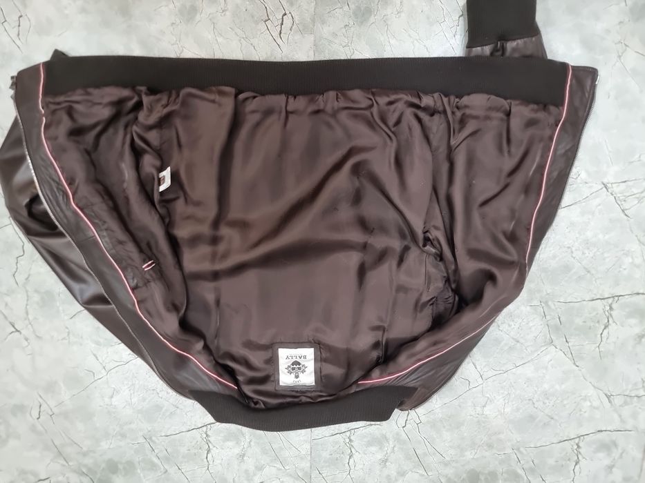 Bally кожаная куртка-бомбер оригинал L/XL