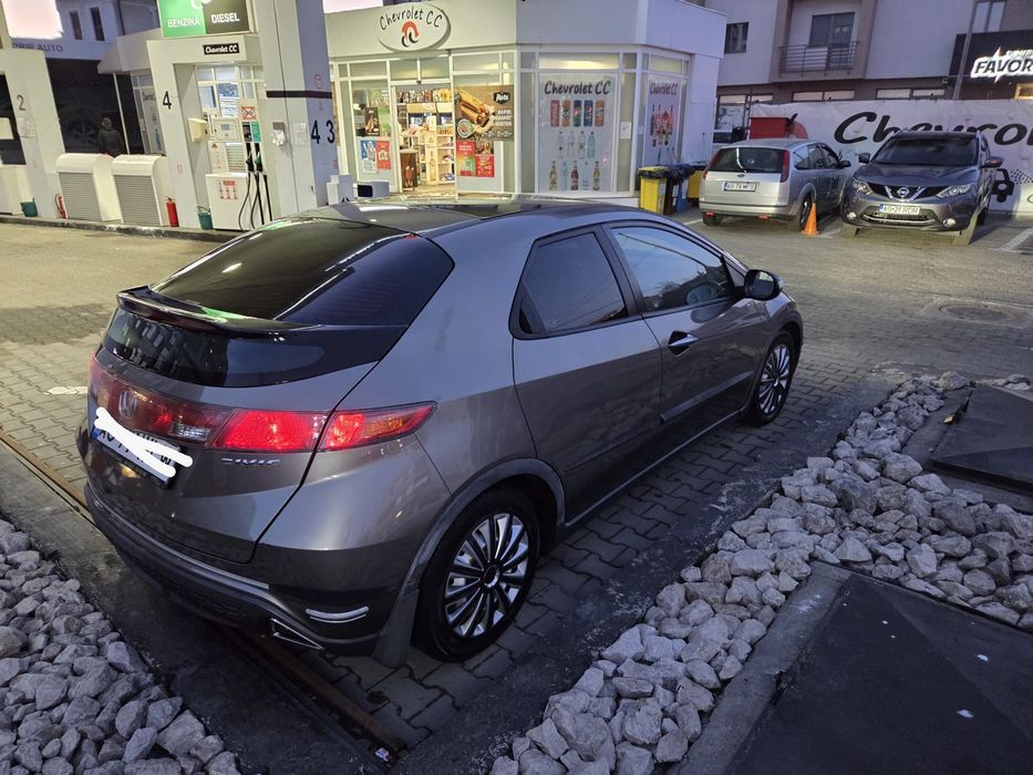 Vând Honda Civic 1.8 Confort benzină