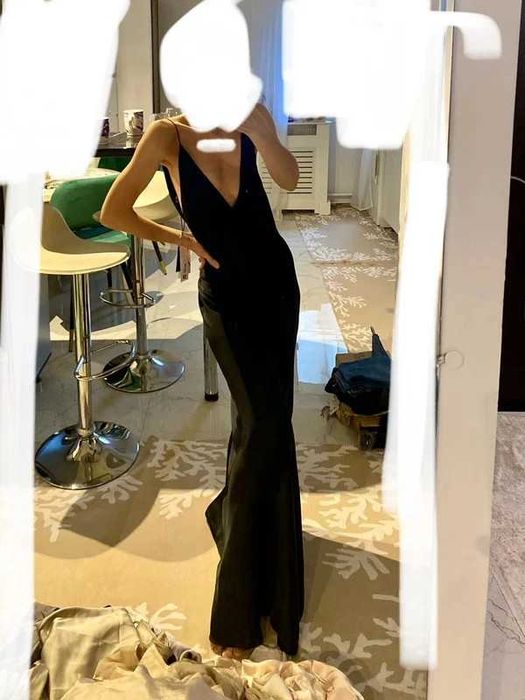 Zara rochie lunga eleganta decolteu adanc ocazie speciala negru