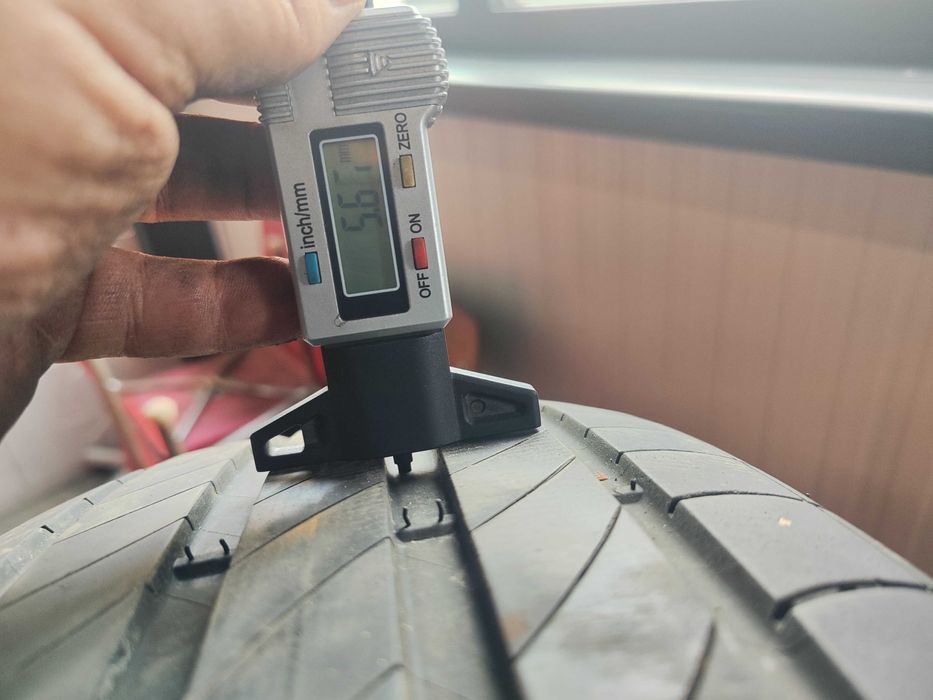 4бр.летни гуми 215/65/17 Michelin