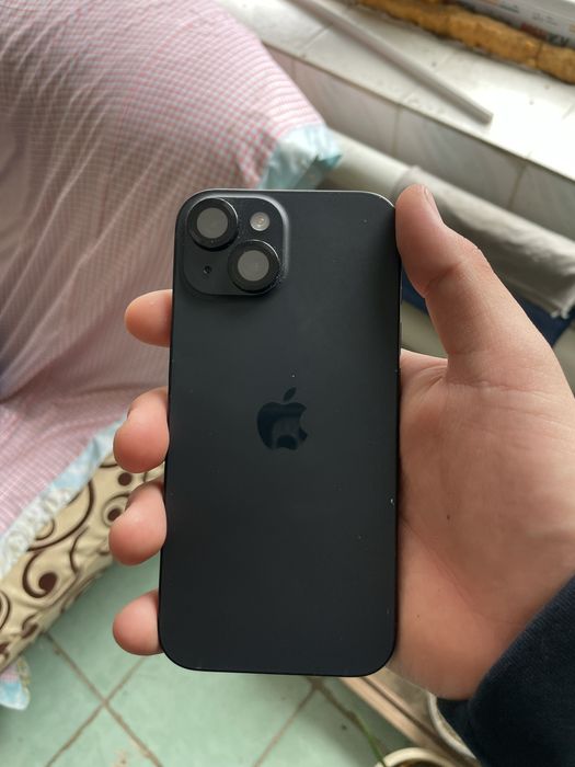 Айфон 15 128гб.