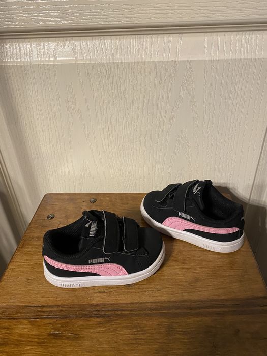 Adidași copii PUMA mărimea 21  . Super preț !