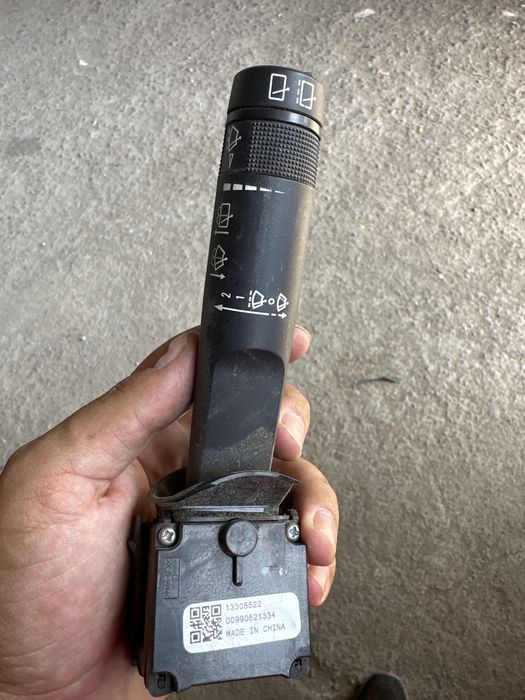 Лост за чистачки Opel Insignia (2008/2018)