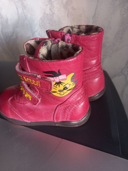 Продам сапожки 25 р