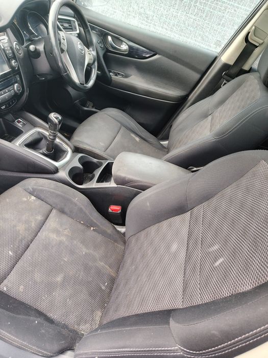 Piese navi plafon geam bara haion punte aripa trager radiatoare ecu punte spate jug planetare clapeta evacuare cutie viteze egr   Nissan Qashqai j11