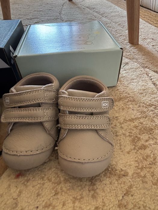 Обувки и сандали за дете