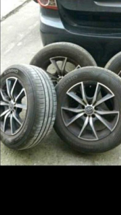 Гуми с Джанти 165 х 65 х 15