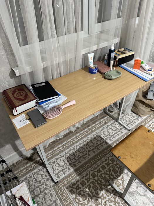 Продаю парту для обучение со стулом